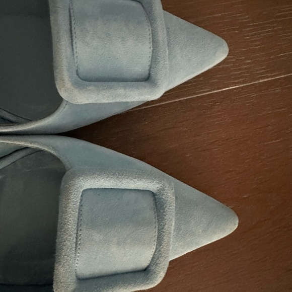 Manolo Blahnik Light Blue Suede Heels - Picture 10 of 12